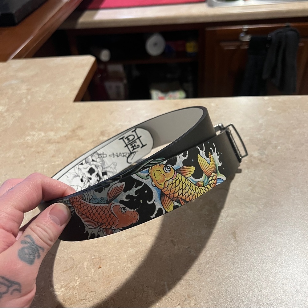 Ed Hardy MENS reversible belt